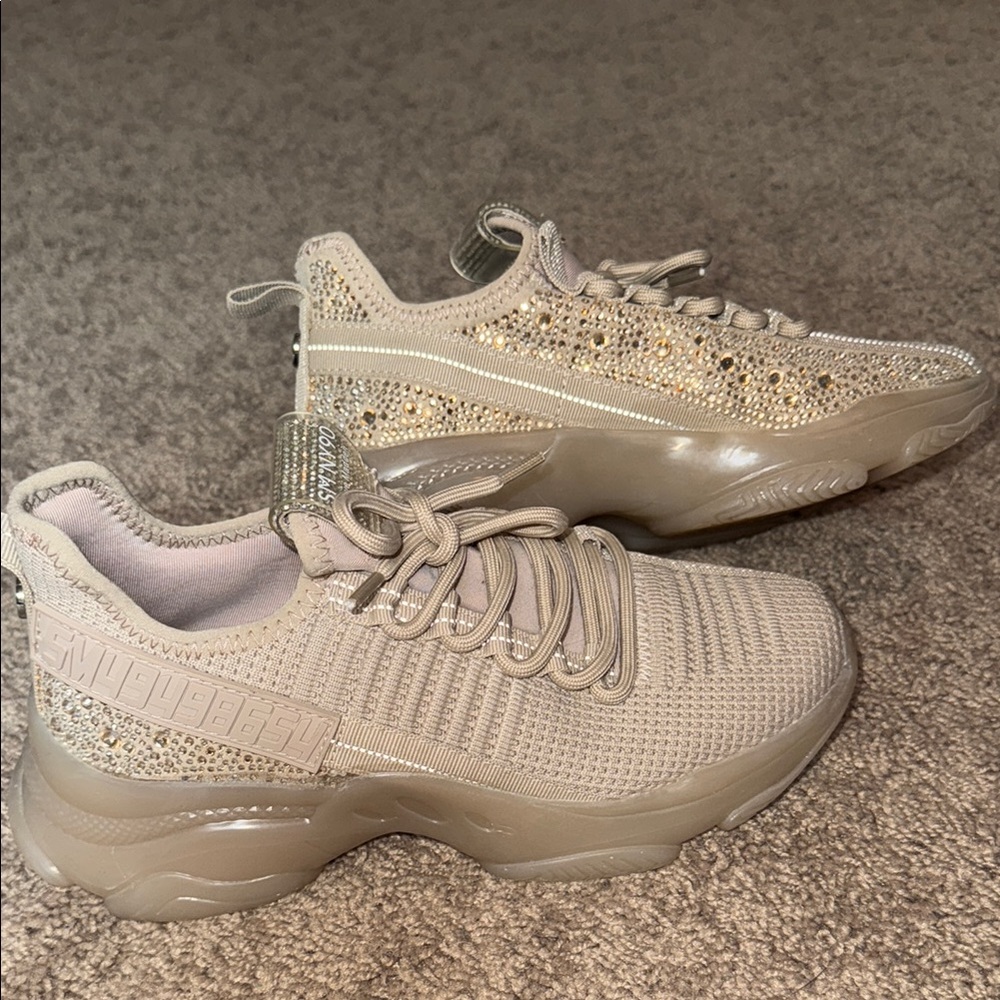 Steve Madden Beige Chunky Knit Sneakers
